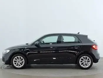 Używany Audi A1 Sport 95 KM (69 kW) 2023 Czarny SUV