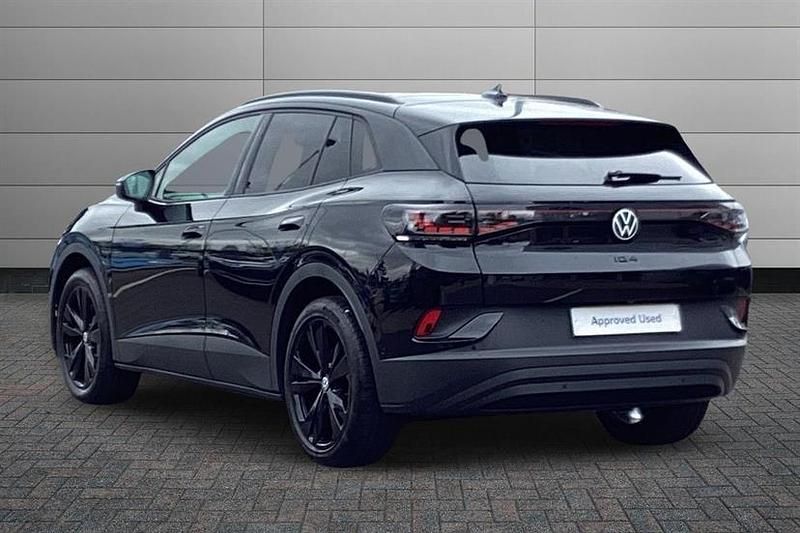 Nouă VW ID.4 Black Edition 210 kW (286 CP) 2026 Negru SUV