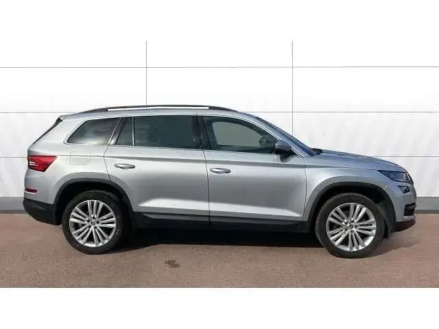 Second-hand Skoda Kodiaq SE L 150 CP (110 kW) 2018 Argintiu SUV