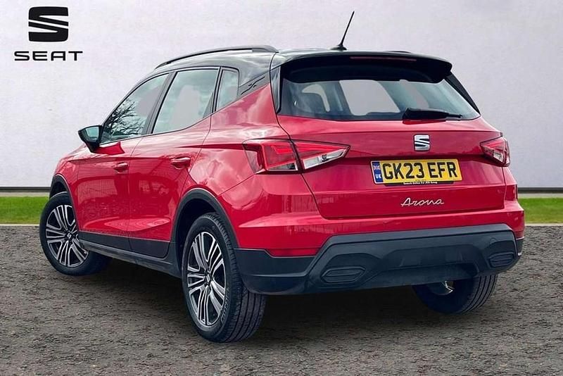 Used Seat Arona SE Technology 94 HP (69 kW) 2023 Red SUV