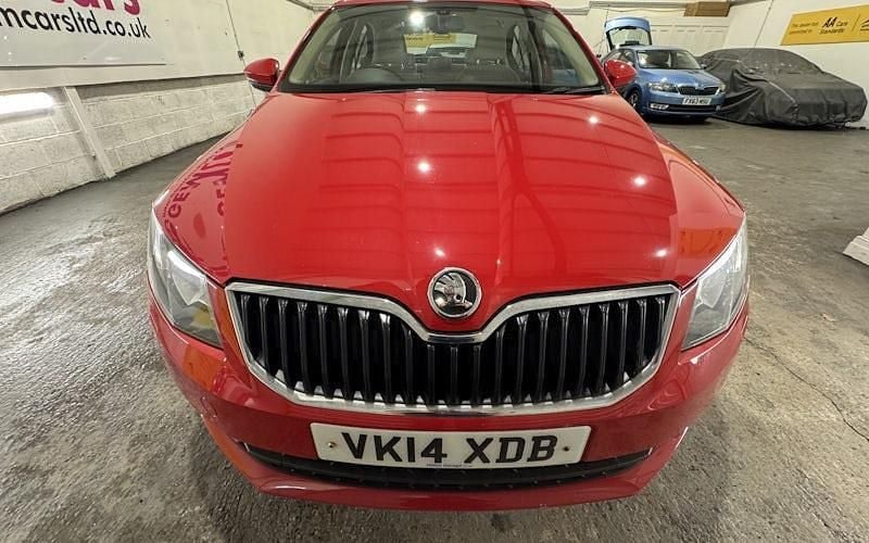Used Skoda Octavia Elegance 140 HP (102 kW) 2015 Hatchback