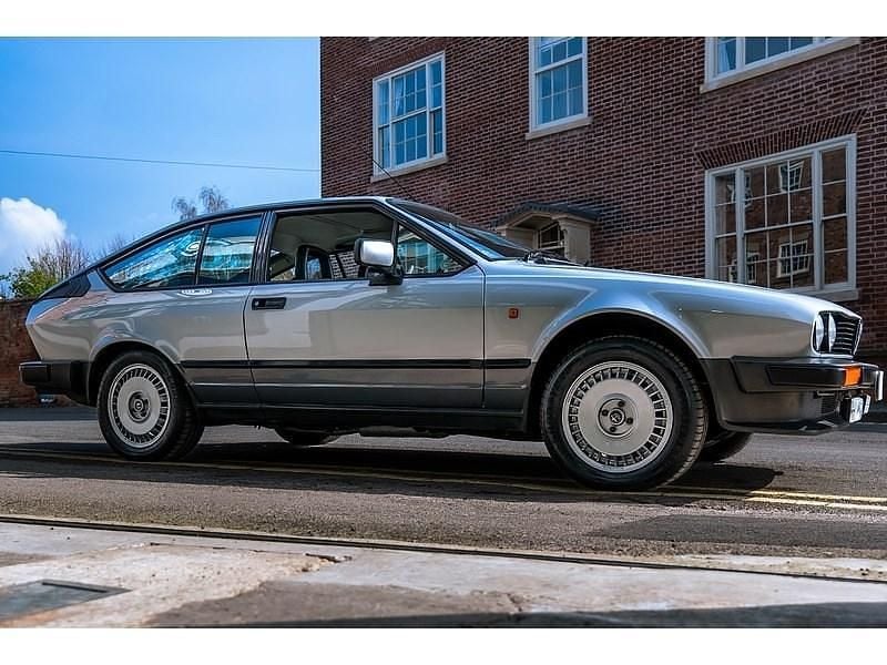 Used Alfa Romeo GTV 1983 Silver Coupe