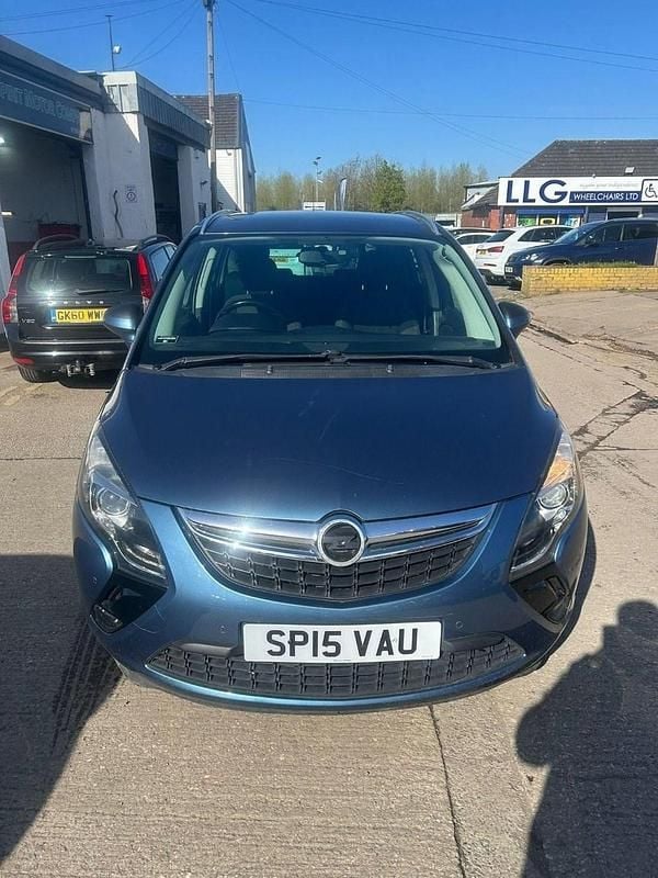Used Vauxhall Zafira Tourer SRi 165 HP (121 kW) 2015 Blue MPV