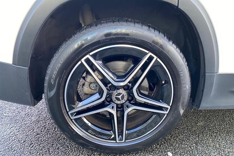 Used Mercedes GLB200 AMG Line Premium 163 HP (119 kW) 2023 White SUV