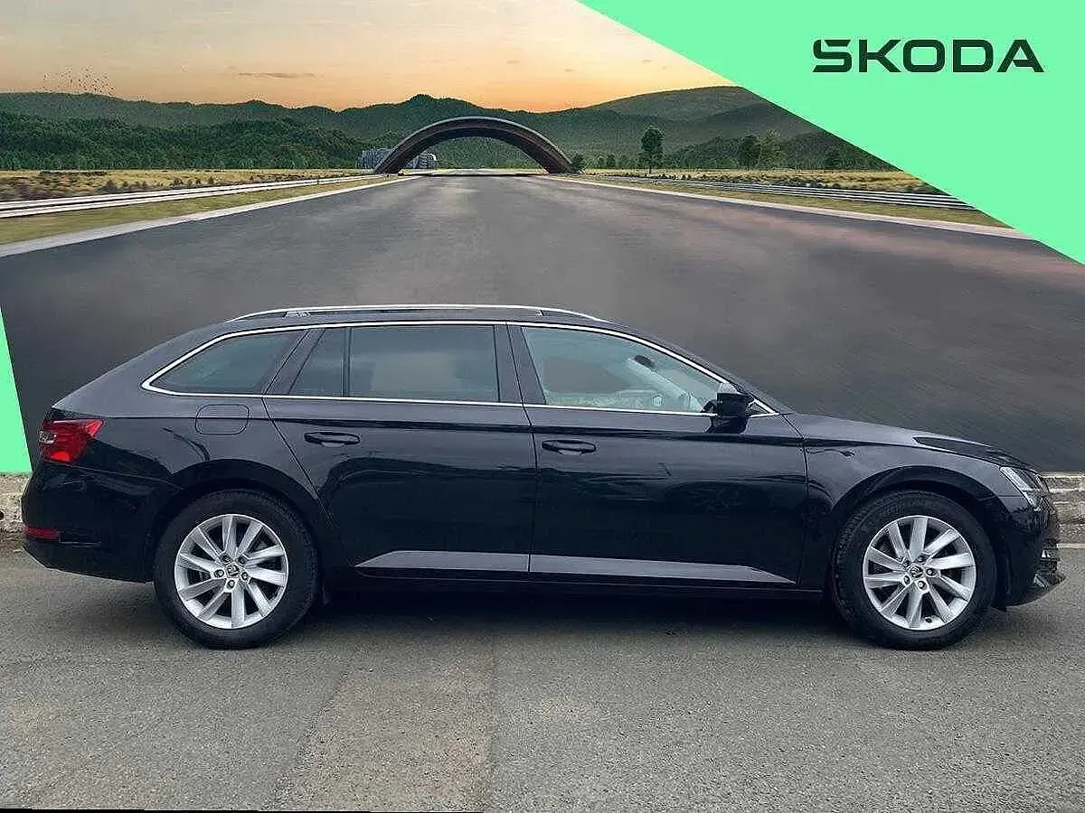 Used Skoda Superb SE Technology 150 HP (110 kW) 2021 Black Estate