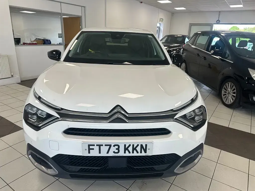 Used Citroën C4 PureTech 2023 White SUV