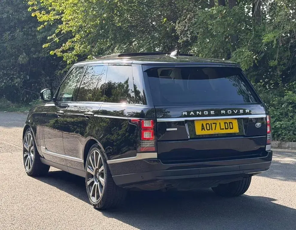 Used Land Rover Range Rover Autobiography 339 HP (249 kW) 2017 Black SUV