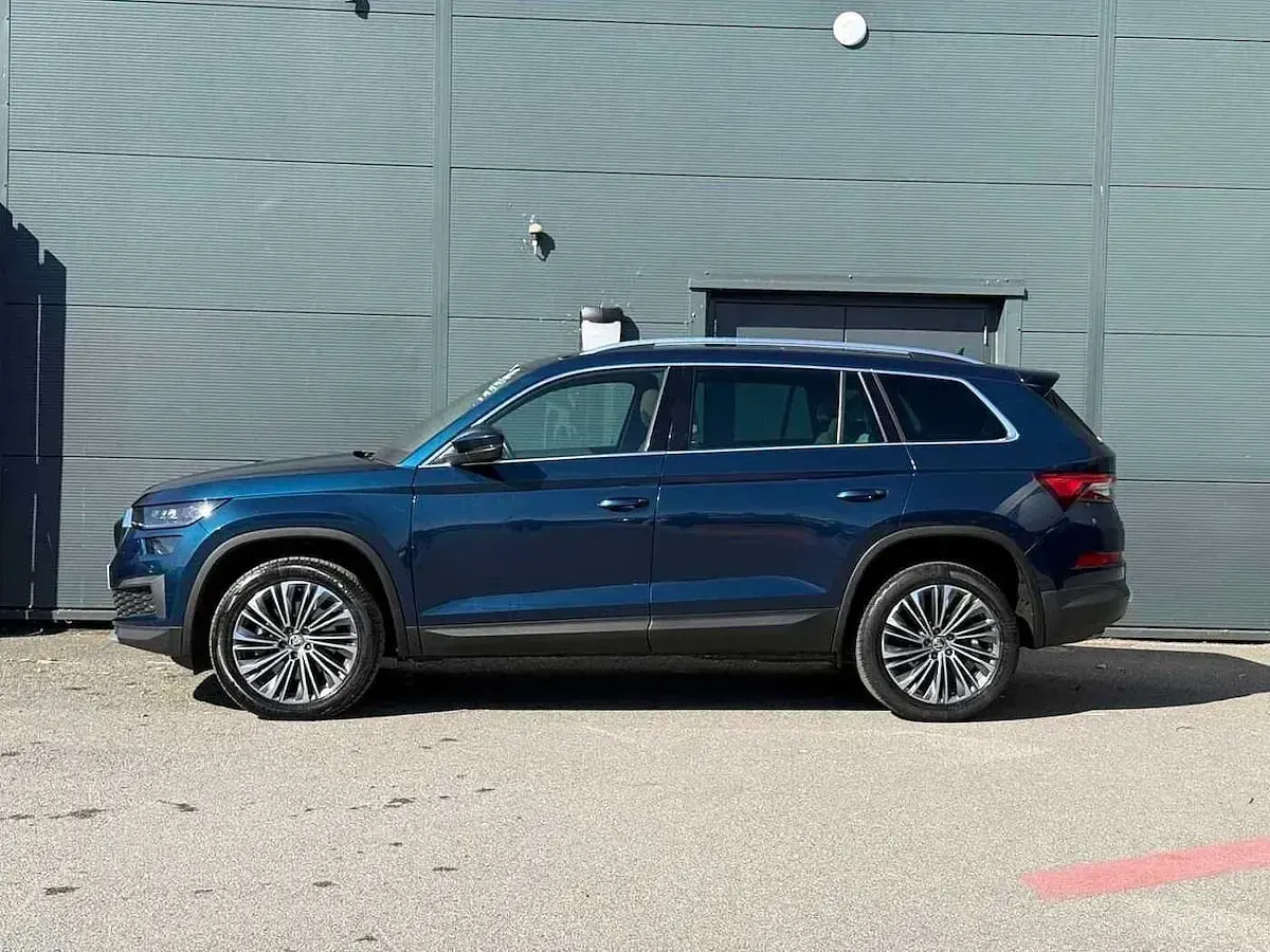 Used Skoda Kodiaq SE L Executive 110 HP (80 kW) 2022 Petrol blue metallic SUV