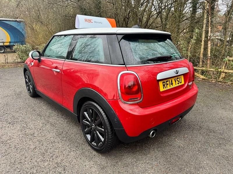 Usado Mini Cooper Hatch 136 HP (100 kW) 2014 Vermelho Citadino