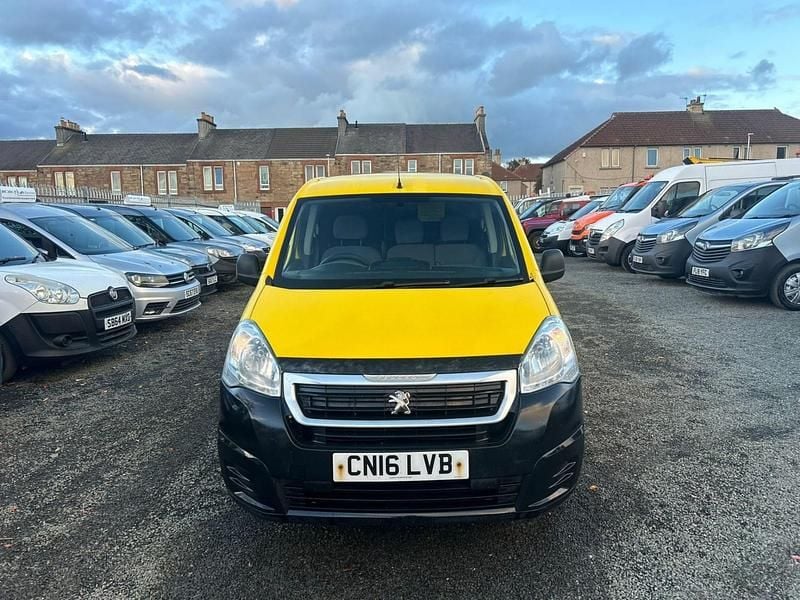 Yellow Used 2016 Peugeot Partner MPV | £4,775 (Good price) - Image 1/4
