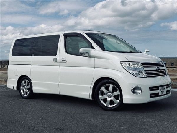 White Used 2008 Nissan Elgrand MPV | £13,880 - Image 1/1