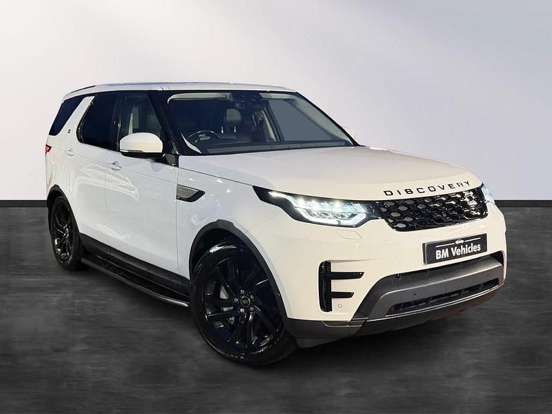 White Used 2018 Land Rover Discovery 5 SE SUV | £21,495 (Good price) - Image 1/4