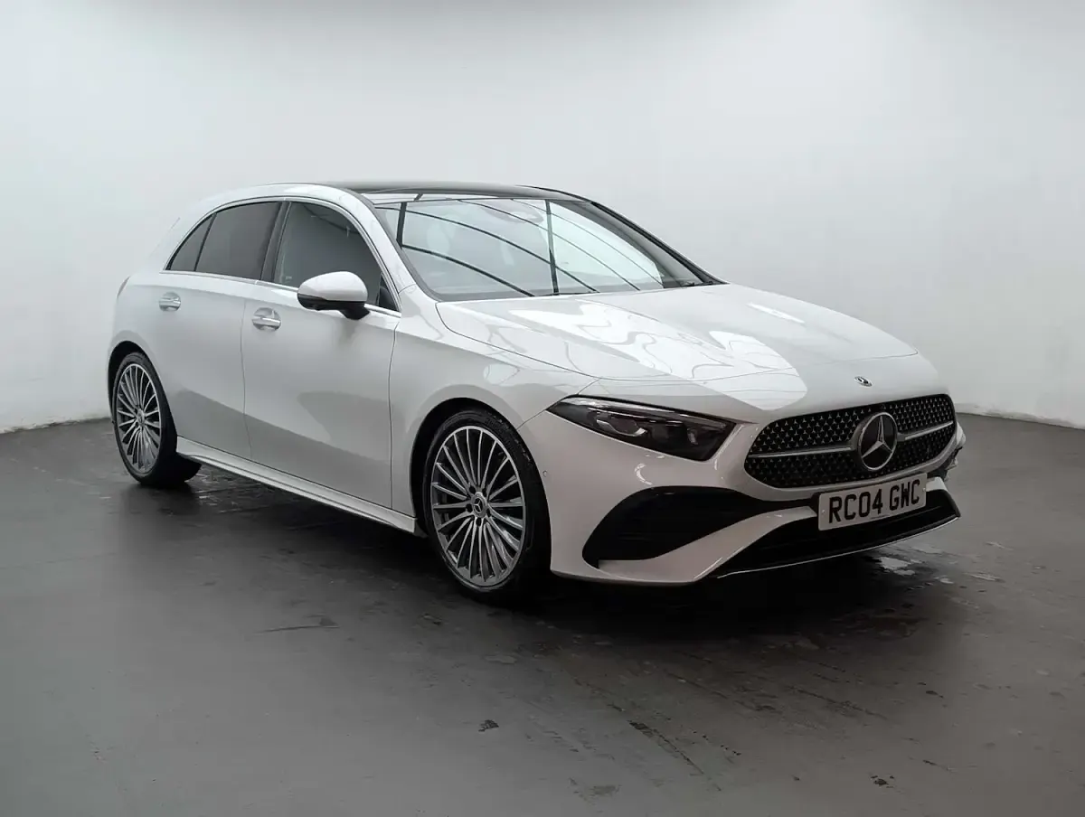 Used Mercedes A180 AMG Line Premium Plus 136 HP (100 kW) 2024 White Hatchback