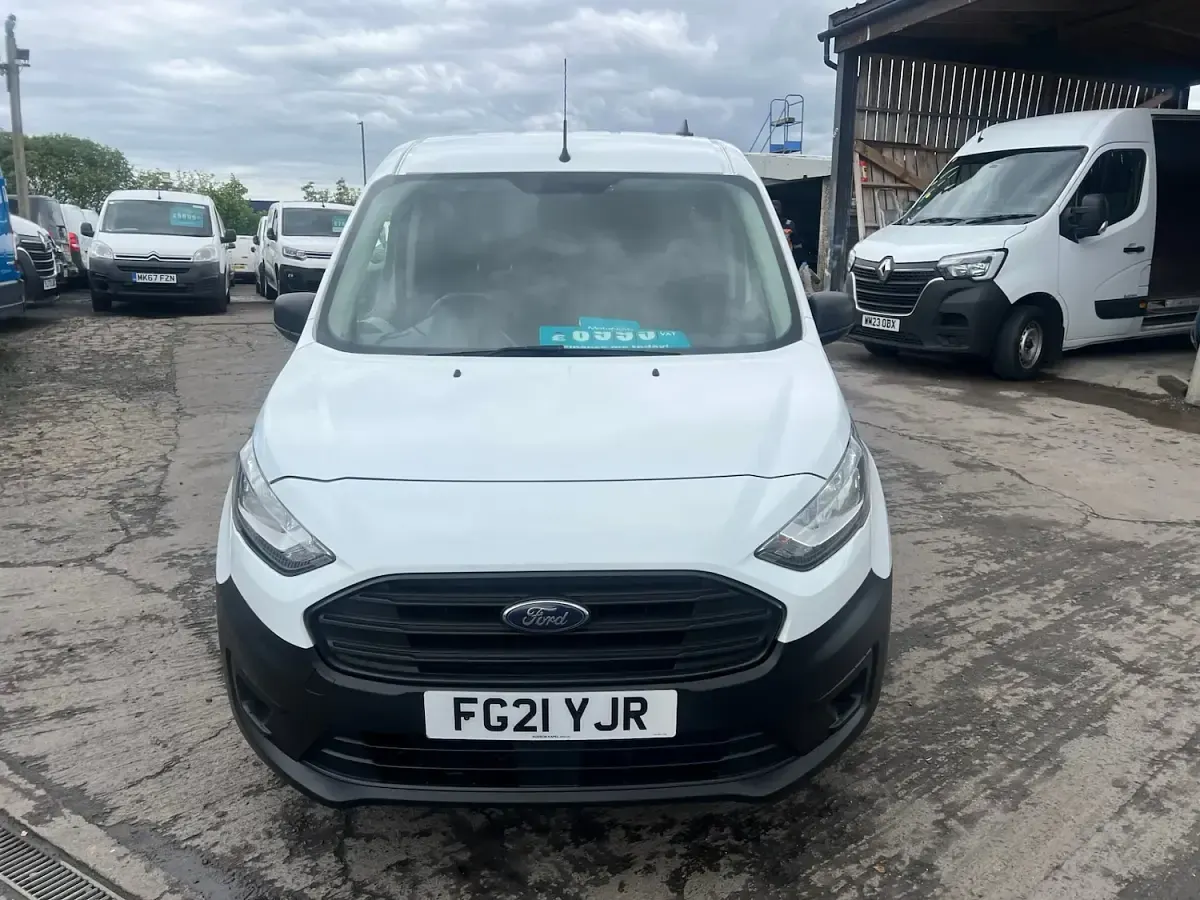 Used Ford Transit 100 HP (73 kW) 2021 White Van