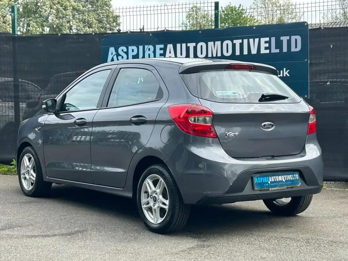 Second-hand Ford Ka Plus Zetec 2017 Gri Hatchback