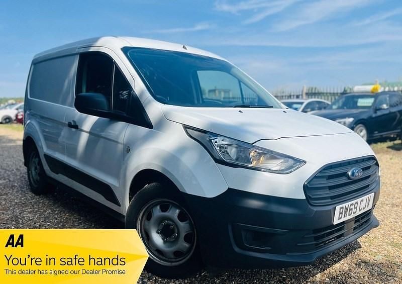 White Used 2019 Ford Transit S Van | £5,495 (Good price) - Image 1/3