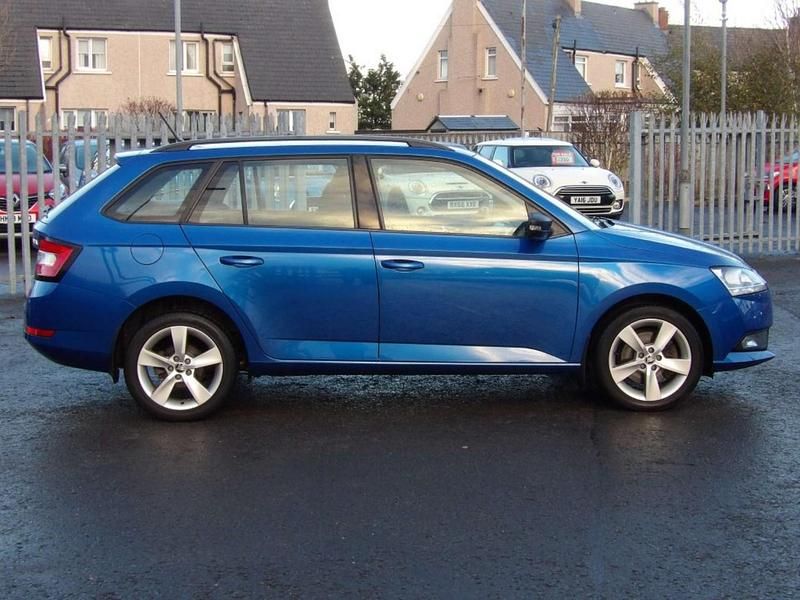Blue Used 2018 Skoda Fabia SE L Estate | £8,790 (Fair price) - Image 1/4