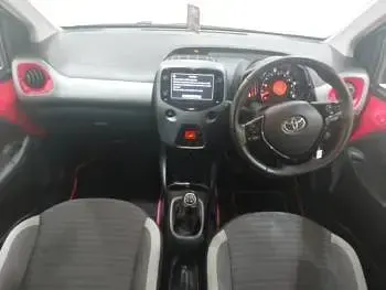 Used Toyota Aygo Trend 72 HP (52 kW) 2019 Red Hatchback