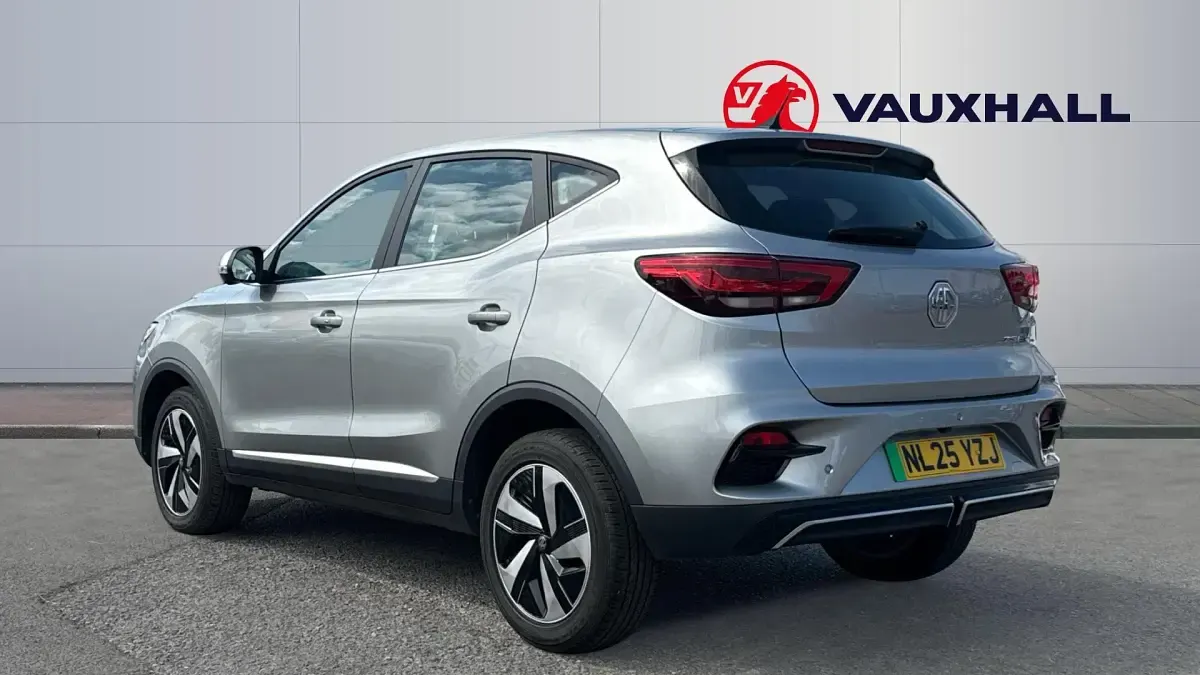 Used MG ZS SE 114 kW (156 HP) 2025 Silver SUV