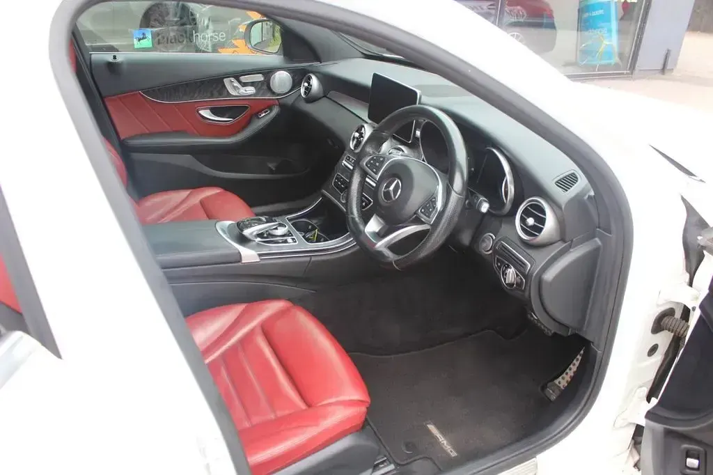 Used Mercedes C220 AMG Line Premium Plus 2016 White Sedan