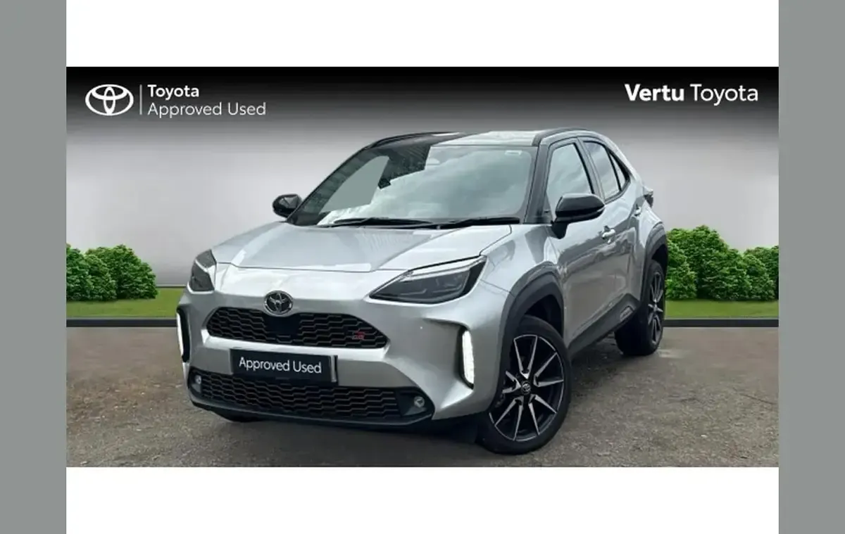Used Toyota Yaris Cross Sport 128 HP (94 kW) 2025 Silver SUV