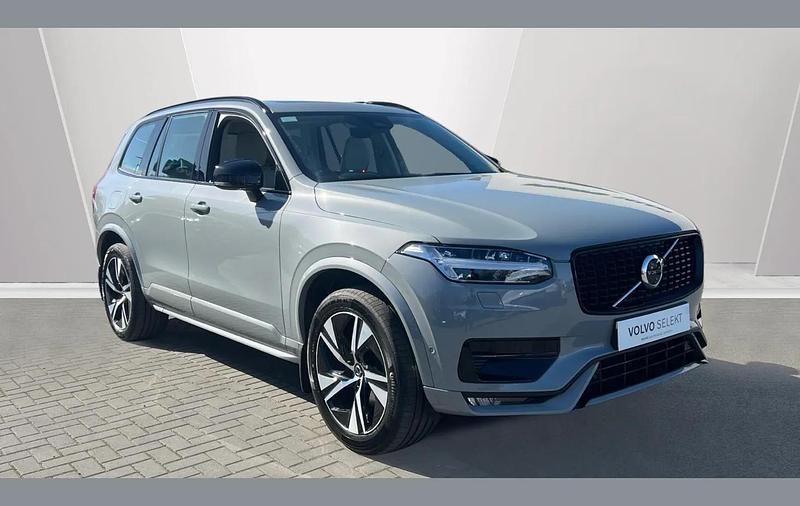 Usado Volvo XC90 Plus 247 HP (181 kW) 2024 Cinzento SUV