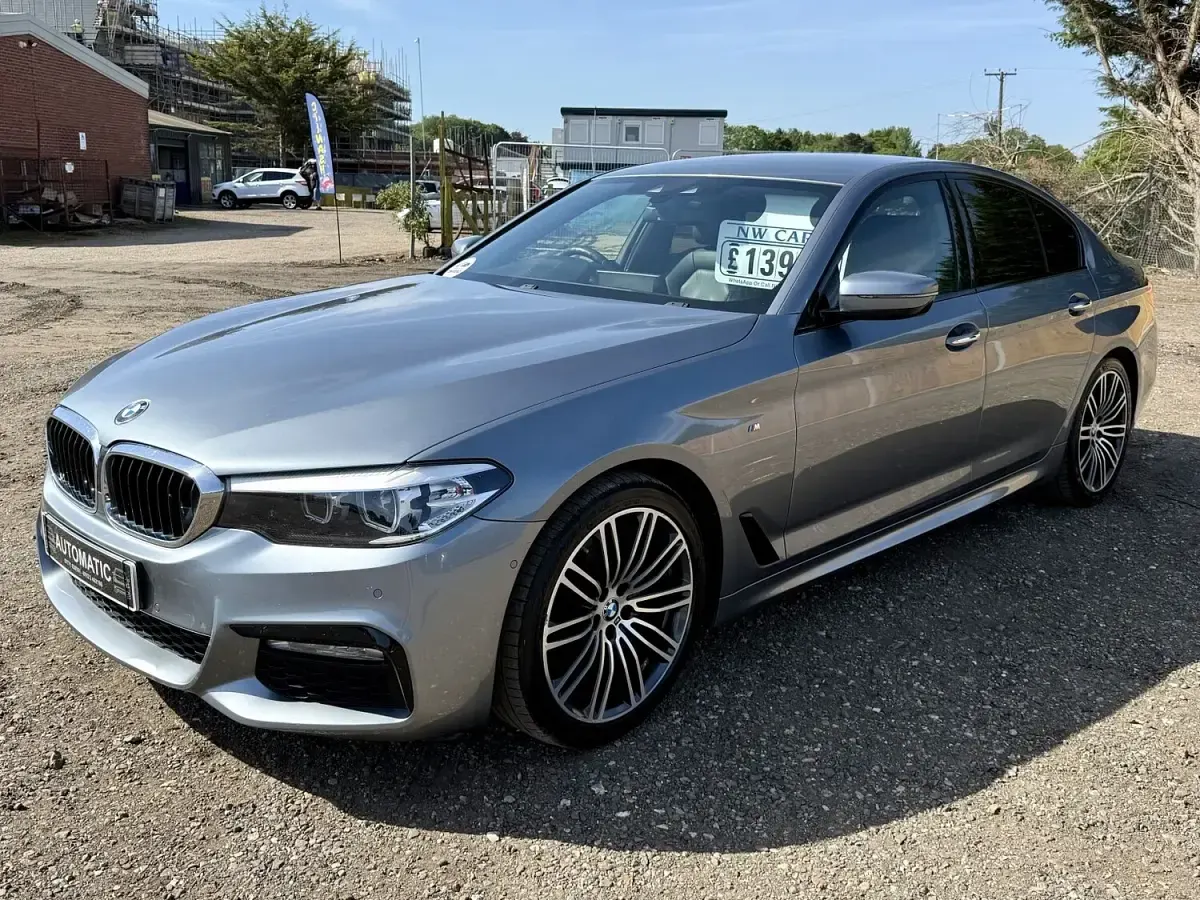 Used BMW 520 M Sport 188 HP (138 kW) 2017 Blue Sedan