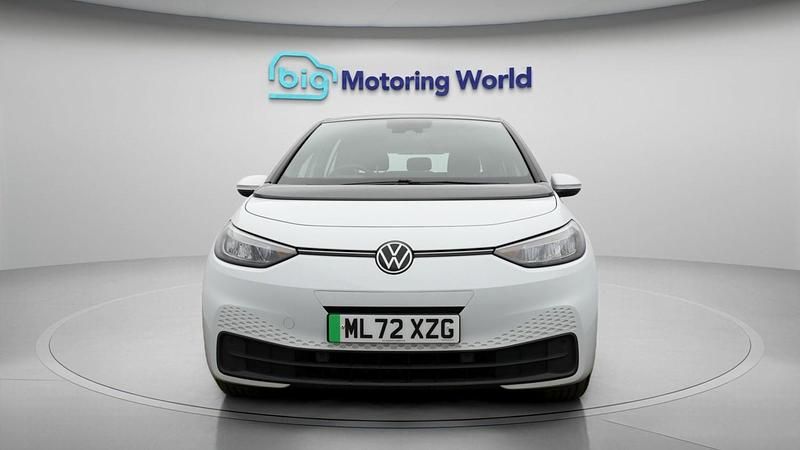 Used VW ID.3 Pure 110 kW (150 HP) 2021 White Hatchback