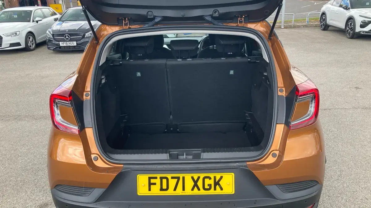 Used Renault Captur LIMITED 91 HP (66 kW) 2022 Other SUV