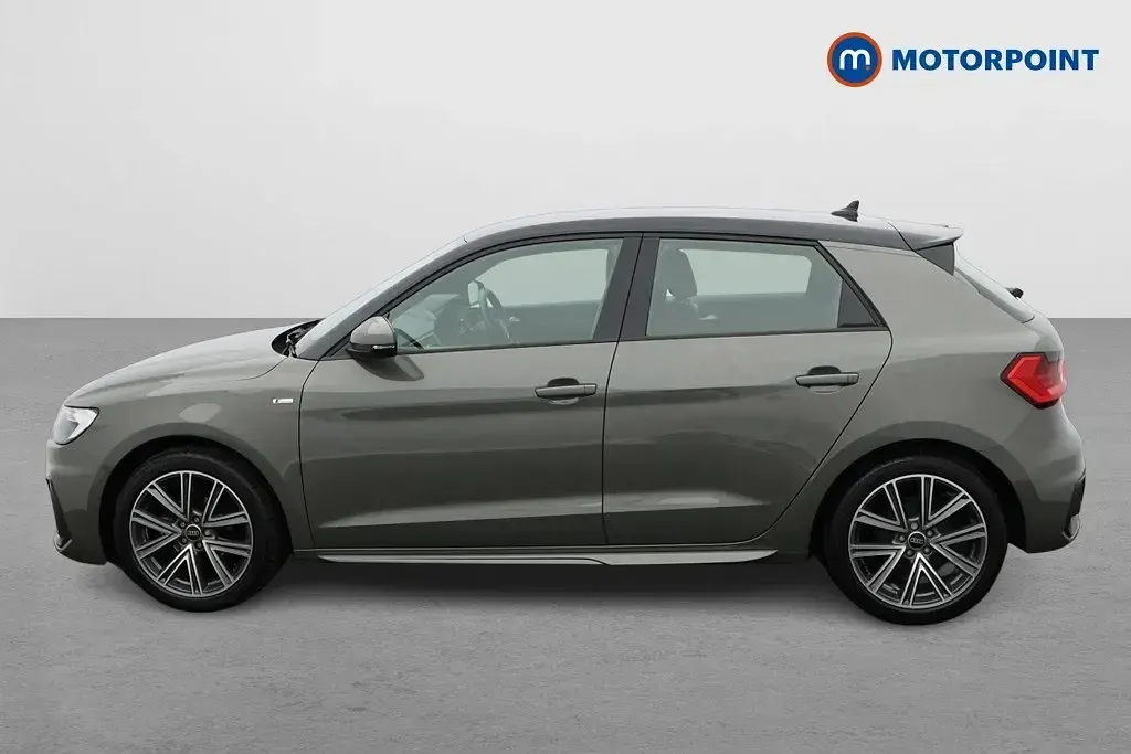 Usado Audi A1 S-Line 2022 Cinzento SUV