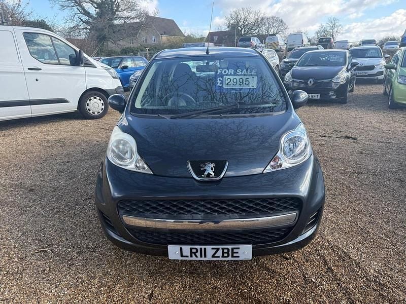 Used Peugeot 107 68 HP (50 kW) 2011 Grey Hatchback