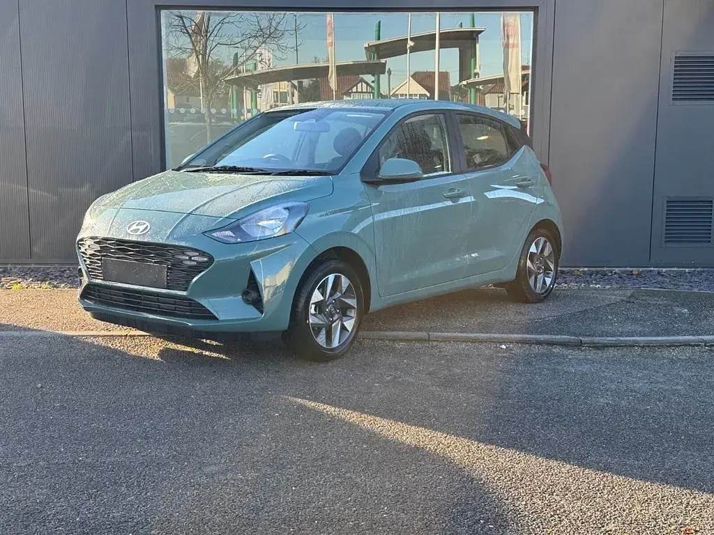 New Hyundai i10 Advanced 61 HP (44 kW) 2026 Green Hatchback