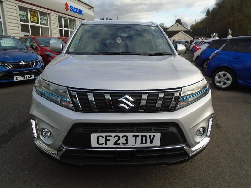 Used Suzuki Vitara SZ-T 116 HP (85 kW) 2023 Silver SUV
