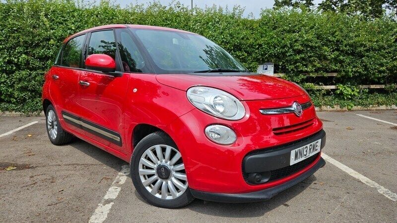 Red Used 2013 Fiat 500L Pop Star MPV | £4,295 (Fair price) - Image 1/4