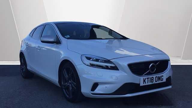 Used Volvo V40 R-Design 150 HP (110 kW) 2019 Hatchback