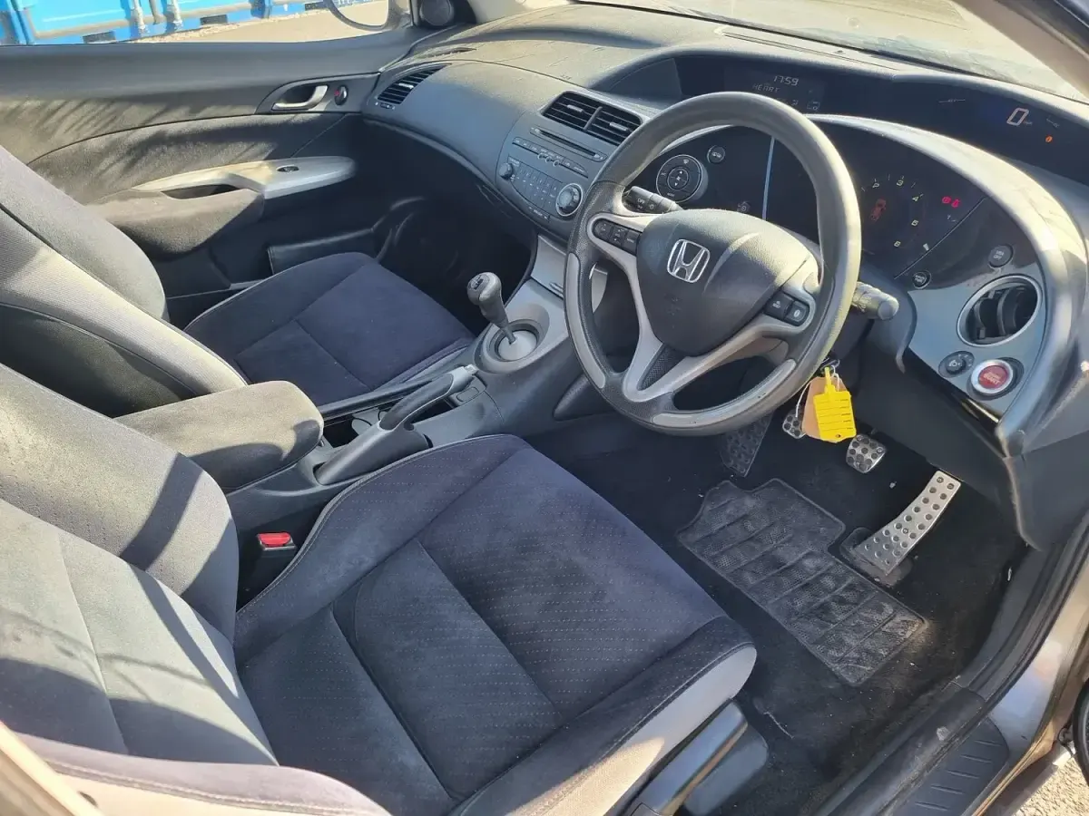 Used Honda Civic SE 2006 Grey Hatchback