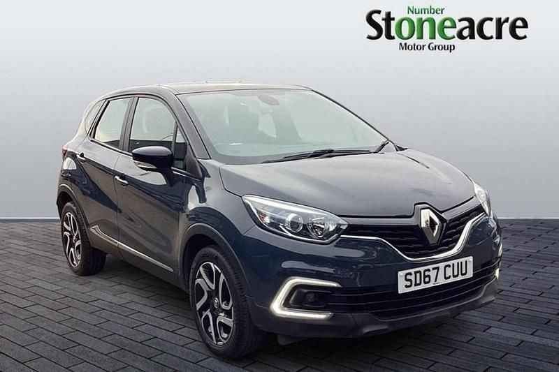 Blue/black Used 2017 Renault Captur Dynamique SUV | £7,495 (Fair price) - Image 1/1