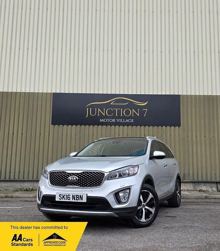 Silver Used 2016 Kia Sorento SUV | £11,495 (Fair price) - Image 1/4