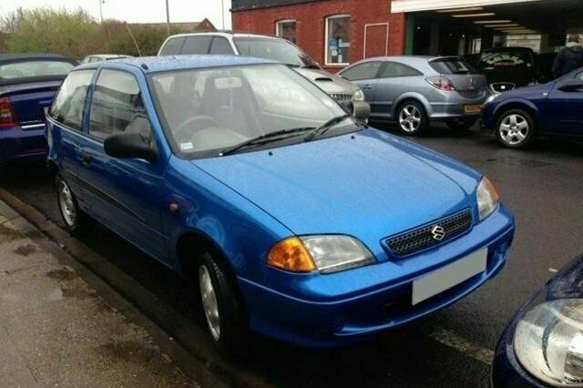 Used 2002 Suzuki Swift Hatchback | £1,395 - Image 1/4