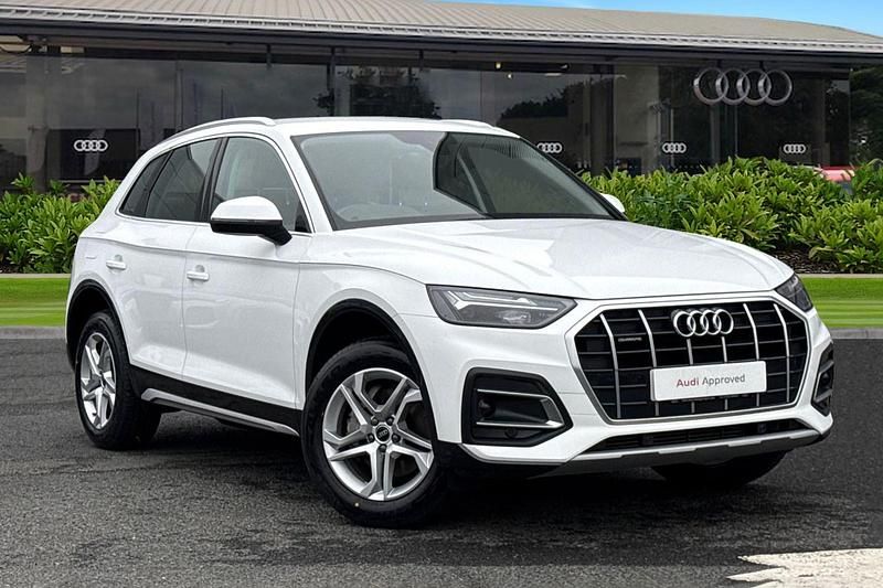 White Used 2022 Audi Q5 Sport SUV | £27,650 (Fair price) - Image 1/4