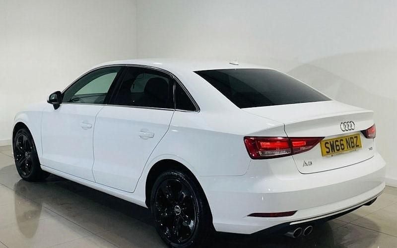 Begagnad Audi A3 Sport 150 HK (110 kW) 2018 Sedan