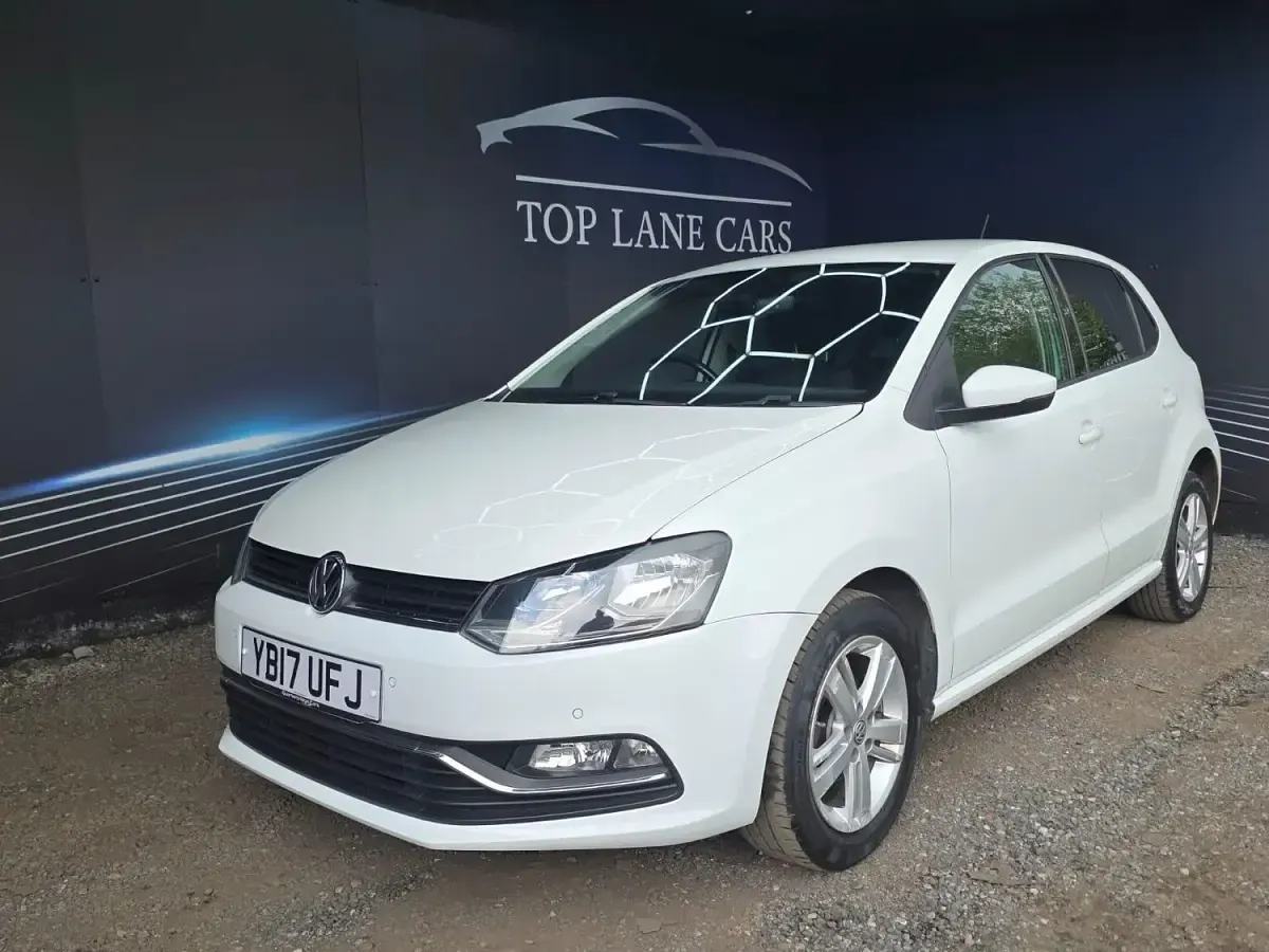 Used VW Polo Edition 90 HP (66 kW) 2017 White Hatchback