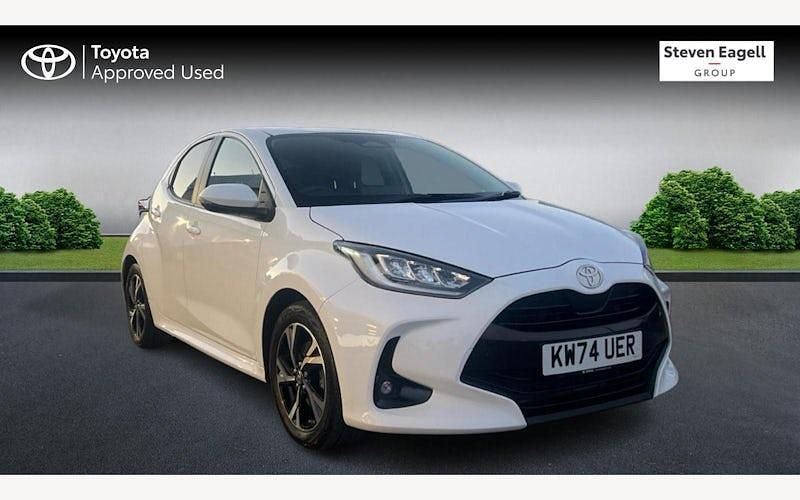 Used Toyota Yaris Hybrid Design 116 HP (85 kW) 2026 Hatchback