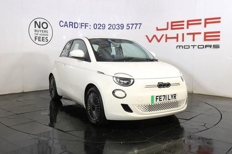 Used Fiat 500e Icon 86 kW (118 HP) 2021 White Hatchback