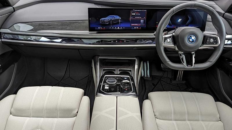 Used BMW i7 M Sport 394 kW (537 HP) 2024 Black Sedan