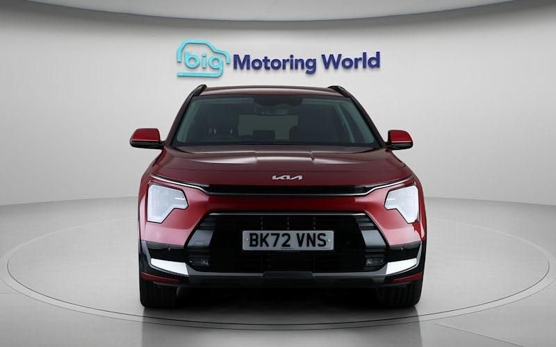 Used Kia Niro 141 HP (103 kW) 2022 Red SUV