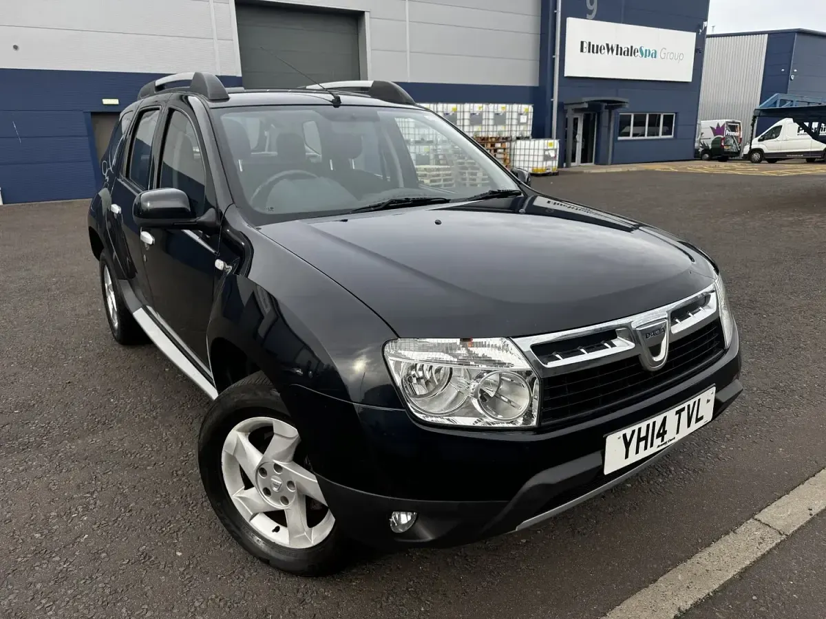 Used Dacia Duster Lauréate 110 HP (80 kW) 2014 Blue SUV
