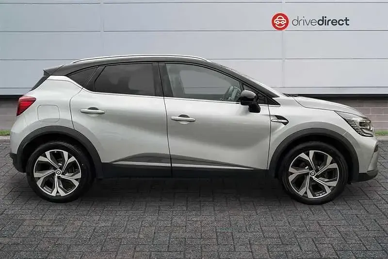 Second-hand Renault Captur R.S. 140 CP (102 kW) 2022 Gri SUV