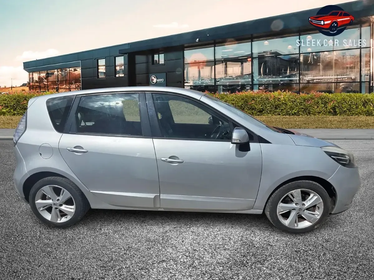 Used Renault Scénic III Dynamique 110 HP (80 kW) 2013 Silver MPV
