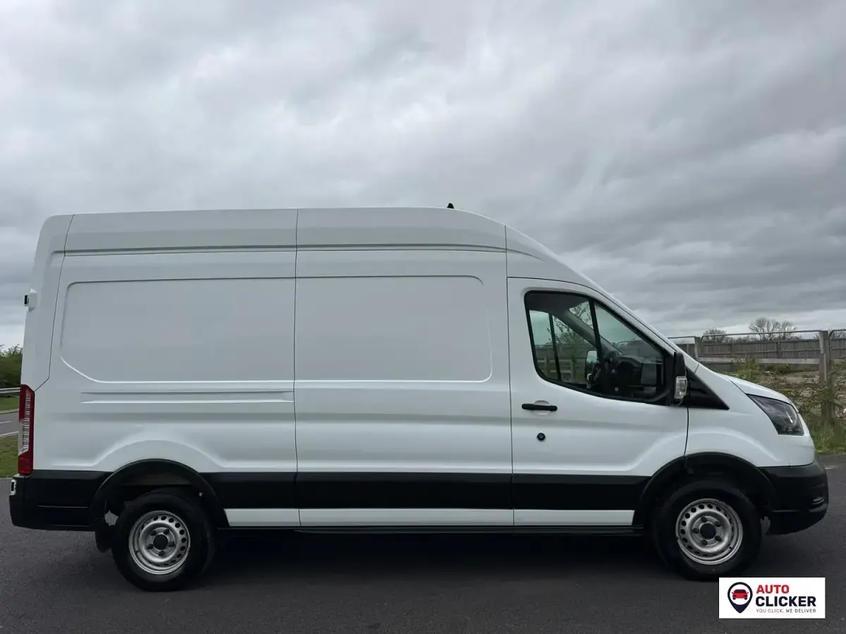 Used Ford Transit S 130 HP (95 kW) 2021 White Van